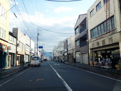 にしまち